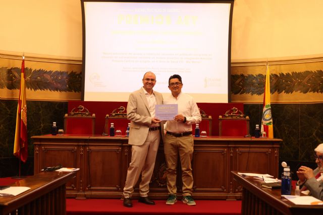 La Asociación de Vacunología premia al área de Salud del Mar Menor por un proyecto que mejora el acceso de inmigrantes vulnerables a la vacunación