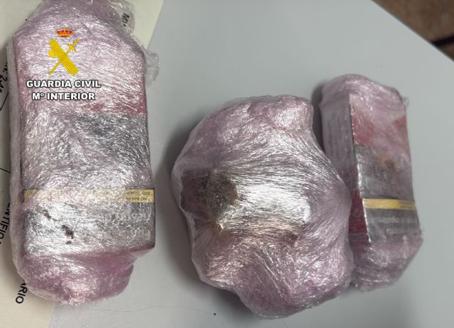 La Guardia Civil localiza y detiene a cuatro personas por intentar introducir droga en el Centro Penitenciario Murcia I