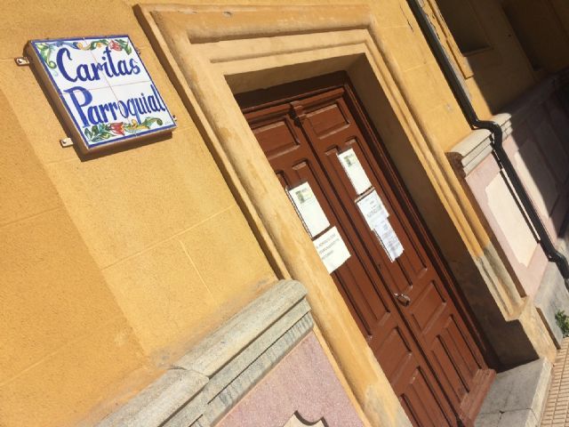 Acuerdan conceder sendas subvenciones por importe de 7.500 euros cada una a las Cáritas Parroquial de Santiago y las Tres Avemarías