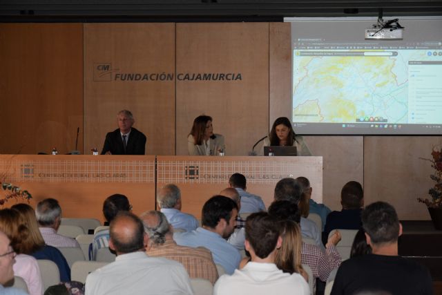 La CHS repasa un siglo de gestión y vigilancia de los usos del agua en la cuenca del Segura