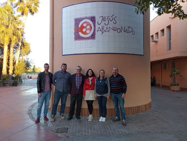 El Belén solidario de la Verónica recibe 1.300 kg de donaciones
