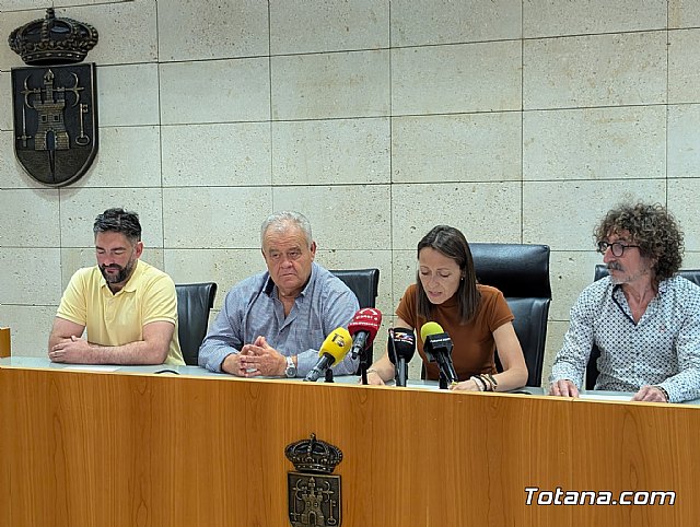 Totana conmemora el Día Internacional de las Familias con un manifiesto centrado en la diversidad y el bienestar infantil