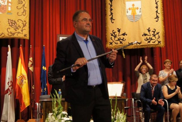 Juan José Cánovas renuncia a la Alcaldía de Totana, cuyo relevo al frente del Ayuntamiento se escenificará el próximo 24 de junio por parte de Andrés García en una sesión en el Centro Sociocultural 'La Cárcel'