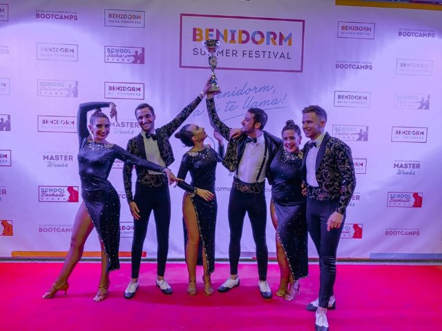 Los totaneros Pedro Jesús Piernas y María José Galindo triunfan en el Benidorm Salsa Congress