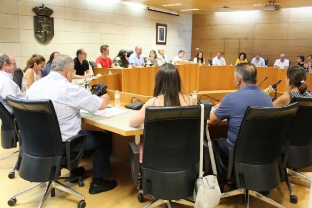 Aprueban la composición de las comisiones informativas y el establecimiento de la periodicidad de las sesiones plenarias para esta legislatura