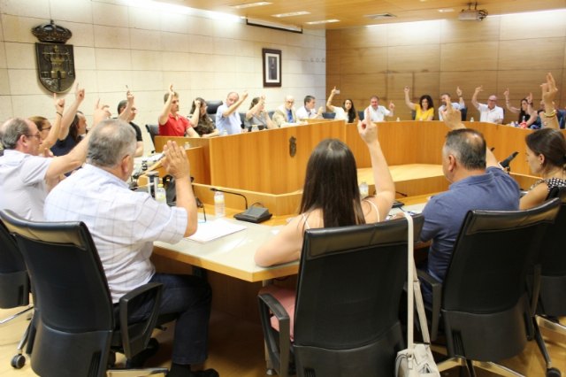 Quedan sobre la mesa las indemnizaciones por asistencia a órganos colegiados, subvenciones a los grupos y retribuciones a los concejales con dedicación exclusiva