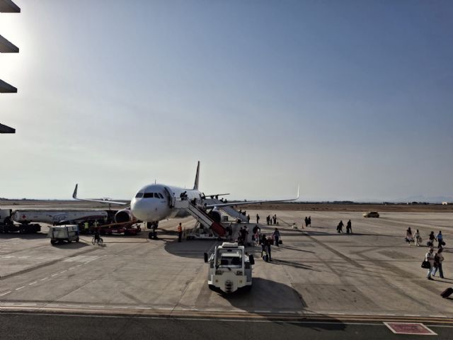El Aeropuerto Internacional Región de Murcia supera los 700.000 pasajeros hasta agosto y duplica el crecimiento de la red de Aena