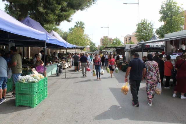 Los días 1 de noviembre y 6 de diciembre se celebrará el Mercadillo Semanal a pesar de ser jornadas festivas nacionales