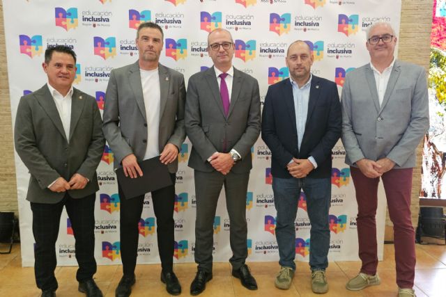 Más de 200 profesionales de la educación se dan cita en el Congreso Nacional de Escuelas Rurales en Caravaca de la Cruz