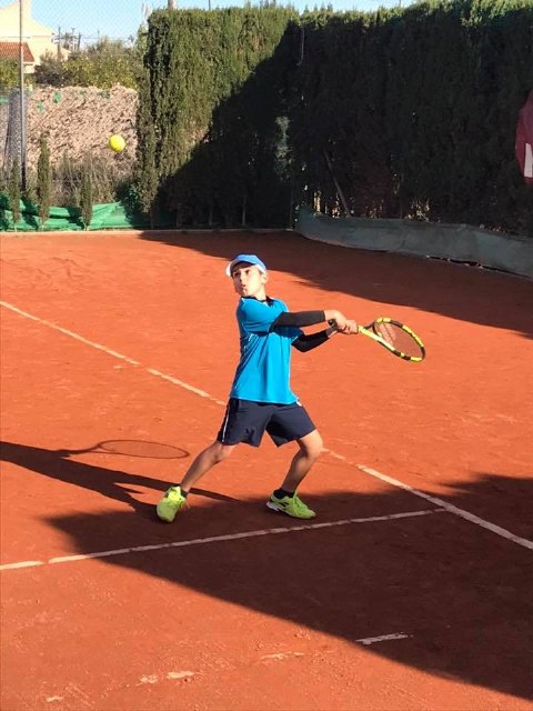 Victoria y derrota del equipo del C.T.Totana en la liga regional interescuelas