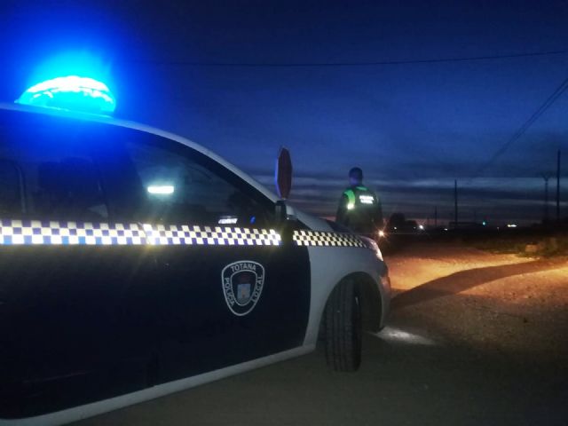 La Policía Local detiene a un total de cinco personas por distintos delitos durante las fiestas de Navidad y Reyes