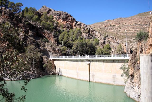 La CHS adjudica las obras de mejora del sistema de válvulas y drenaje de la presa de Alfonso XIII