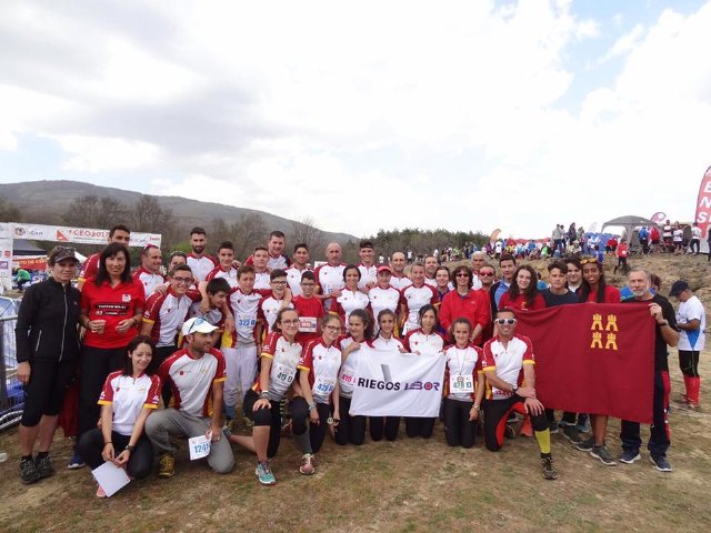 El club Totana-O vuelve del Campeonato de España con cinco oros, tres platas y tres bronces