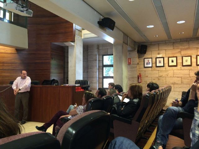 La Concejalía de Desarrollo Económico participa en un Encuentro Regional de Agentes de Desarrollo Local en Beniel