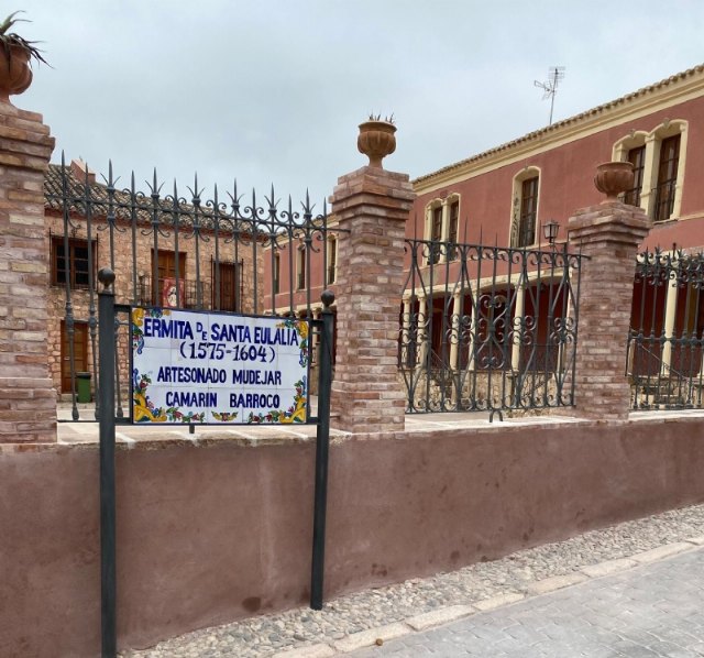 Finalizan las obras de reparación del muro de cerramiento del atrio del Santuario de Santa Eulalia