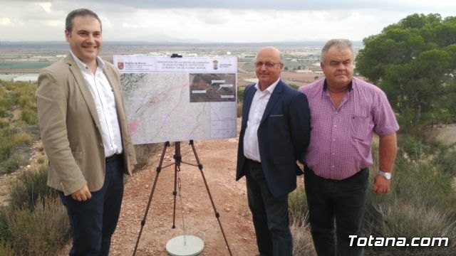 La Consejería de Agua renueva la tubería de suministro al depósito de La Ñorica