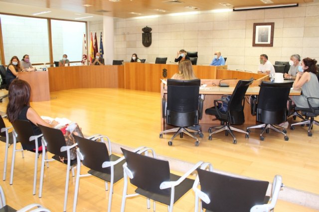 A finales de este mes finalizará la valoración de las ayudas municipales a autónomos, microempresas y pymes de Totana afectadas por el COVID-19