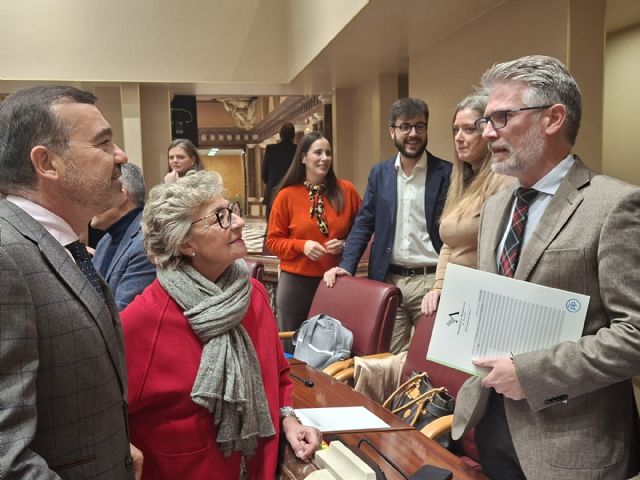 El PP logra que la Asamblea inste al Gobierno de Sánchez a dotar a la Región de los jueces y juzgados suficientes 'para acabar con la peor ratio de Europa'