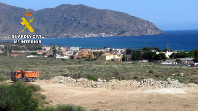 La Guardia Civil investiga a cuatro personas por realizar obras ilegales