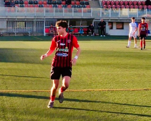 El totanero Mario Otálora, convocado por el Atlético Pulpileño para su primer partido en Tercera División