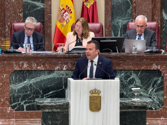 Fernando Moreno: 'Mientras López Miras utiliza el trasvase y la agricultura de la Región para confrontar y crispar, está repartiendo fruta de Sudáfrica en los colegios'