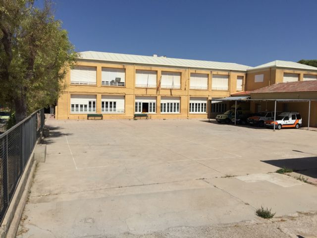 Propondrán que sean los vecinos quienes decidan el futuro de los antiguos Colegios de 'La Cruz' y 'Juan de la Cierva'
