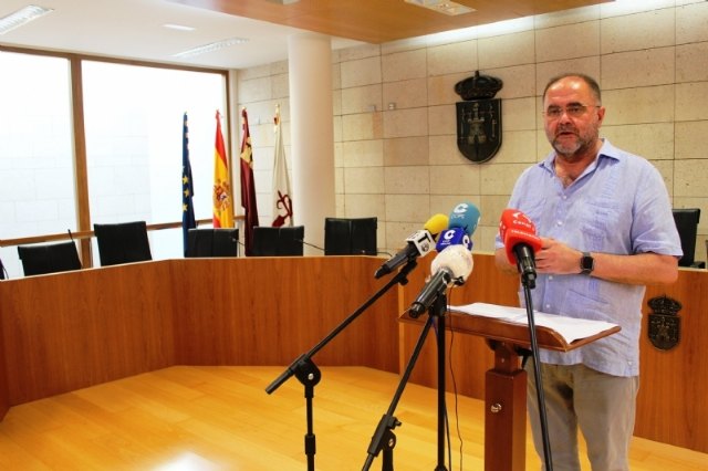 El alcalde se reúne mañana con el delegado del Gobierno, a quien solicitará más recursos de Guardia Civil para la zona de Los Huertos y las pedanías