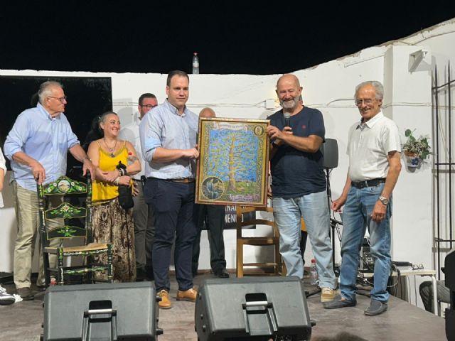 Los 'Cardoso' iluminan la noche trovera de Lo Ferro en el primer día de actividades del Festival