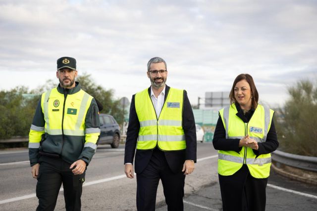 Lucas apela a la prudencia y responsabilidad de los conductores ante el inicio de la Operación de Navidad, que prevé más de un millón de desplazamientos por las carreteras de la Región