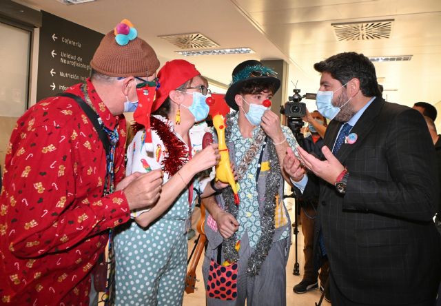 López Miras resalta que los 'payasos de hospital' de Pupaclown han 'llevado la alegría' a más de 100.000 ni&ntilde;os en sus 27 a&ntilde;os de actividad