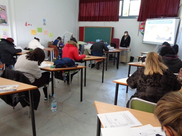 Los alumnos del PMEF 'Atención Sociosanitaria a Personas Dependientes en Instituciones Sociales' complementan su formación con un Curso de Gerontología