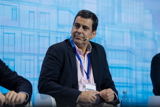 Revenga: 'No puede ser que en cada alerta por lluvia los ciudadanos miren al cielo con miedo porque el Gobierno central no hace las obras prometidas contra las inundaciones'