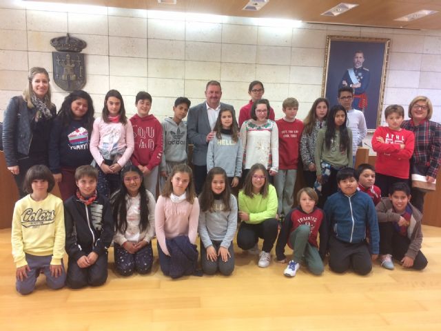 Comienzan las visitas escolares de alumnos de Educación Primaria al Ayuntamiento