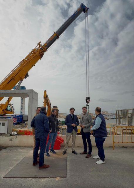 El Gobierno regional renueva las infraestructuras hidráulicas del puerto pesquero de San Pedro del Pinatar con una inversión de más de 476.800 euros