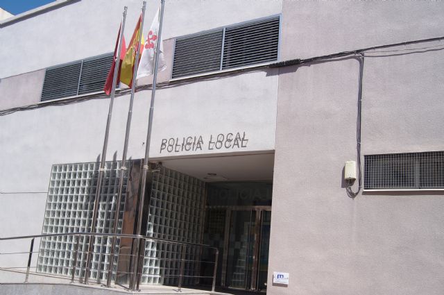 La Policía Local de Totana detiene a dos personas por presuntos delitos de violencia de género