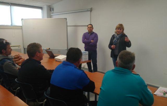 Se inaugura el Curso de Poda del Olivo en el Centro de Desarrollo Local
