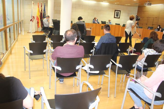 El Pleno aprueba la modificación presupuestaria de crédito extraordinario para habilitar la línea de ayudas a las empresas y colectivos económicos para combatir la crisis del COVID-19
