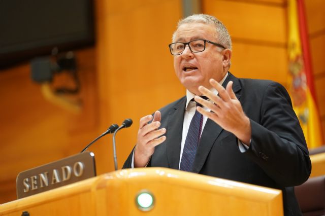 El PP lleva a las Cortes por cuarta vez esta legislatura la Ley de Costas para que Sánchez dé marcha atrás de una vez en la demolición de 600 casas del litoral regional