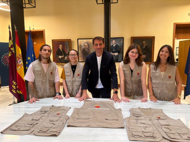 Cinco estudiantes de la Universidad de Murcia participan en proyectos de voluntariado internacional con 'Inicia.Travel'