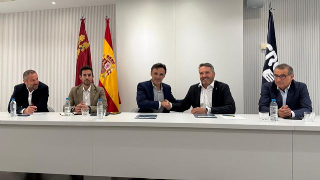 El Gobierno regional y Croem exigen una revisión de la planificación ferroviaria de la Región para evitar un cuello de botella