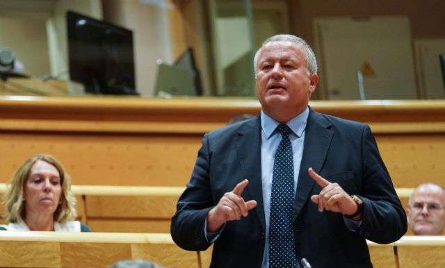 Bernabé denuncia que 'el bloqueo del tercer carril de la A7 demuestra que el Gobierno de Pedro Sánchez está en funciones, menos para seguir atizando a la Región de Murcia'