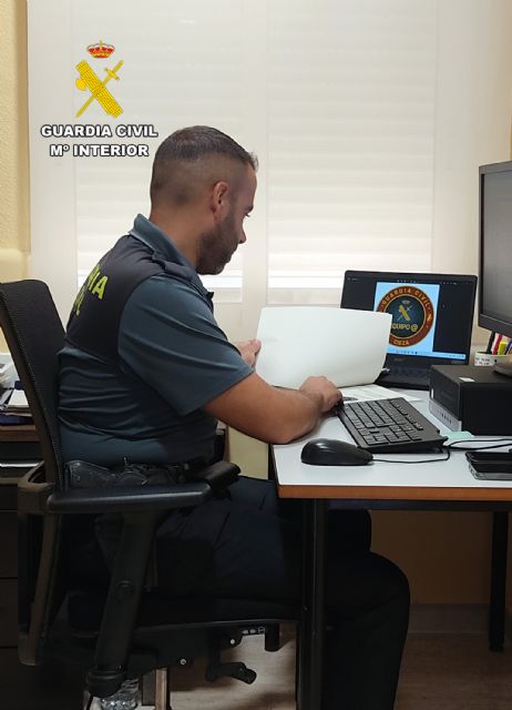 La Guardia Civil investiga al presunto autor de una serie de estafas cometidas por el método de Spoofing