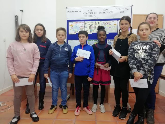 Se entregan los premios del XV Concurso de Dibujo de los Derechos del Niñ@ 2018