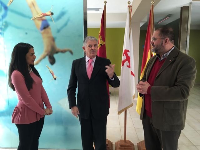 El director general de Deportes visita las infraestructuras deportivas de Totana