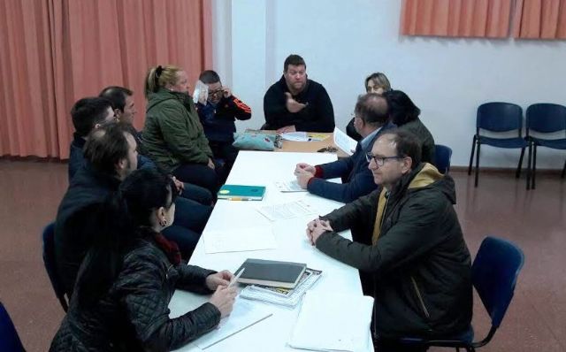 Autoridades municipales suscriben el convenio de cesión del local social del barrio de San Francisco a la asociación de vecinos