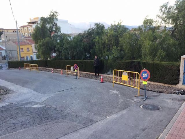 Mejoran los accesos al CEIP 'San José' y el centro social del barrio de San Francisco