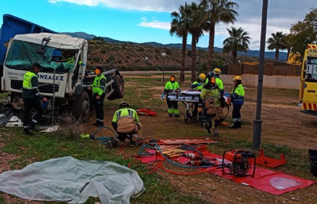 Accidente de tráfico en la autovía A-7, Polígono el Saladar, Totana