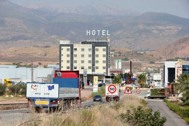 El polígono industrial “El Saladar”, uno de los elegidos por el Instituto de Fomento para la mejora de sus infraestructuras