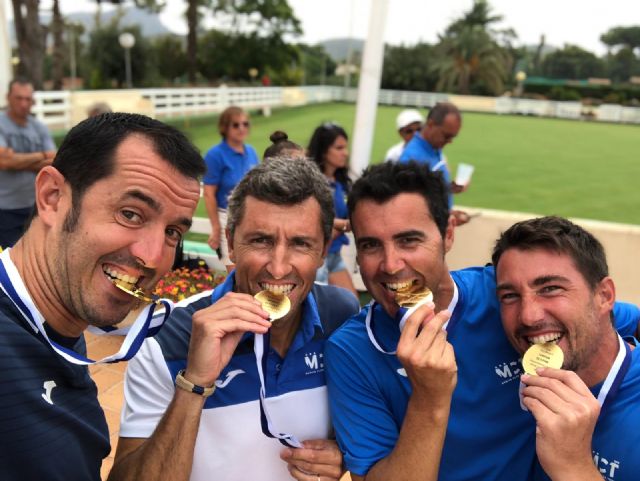 El totanero Pedro Cánovas, campeón de Europa Senior +35 por segundo año consecutivo con el Murcia Club de Tenis