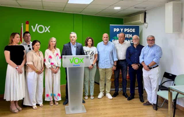VOX lanza una ofensiva municipal contra el empadronamiento irregular y las mafias de la inmigración ilegal